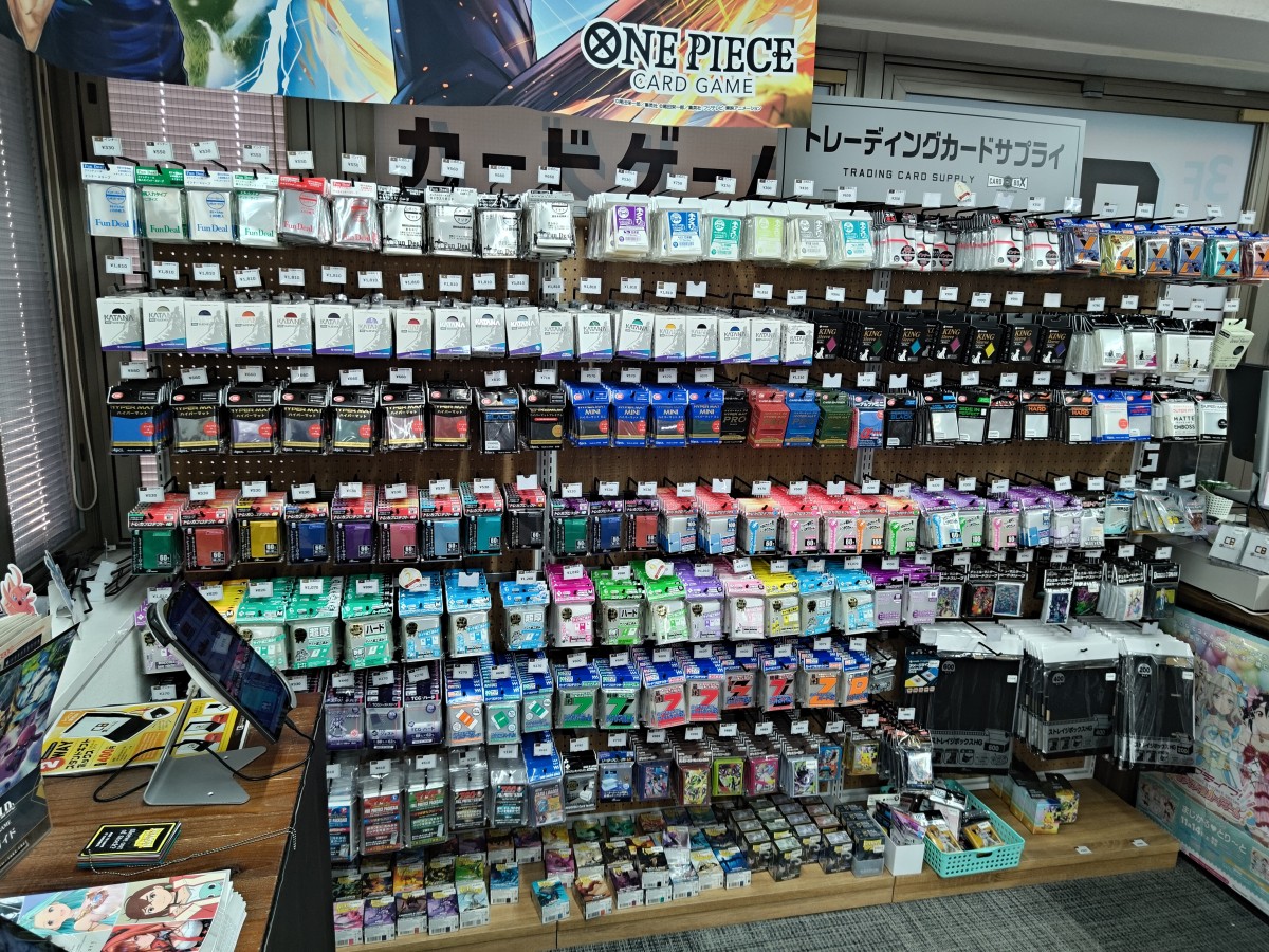 カードボックス横浜西口2号店｜トレカ買取・販売：神奈川県横浜市西区
